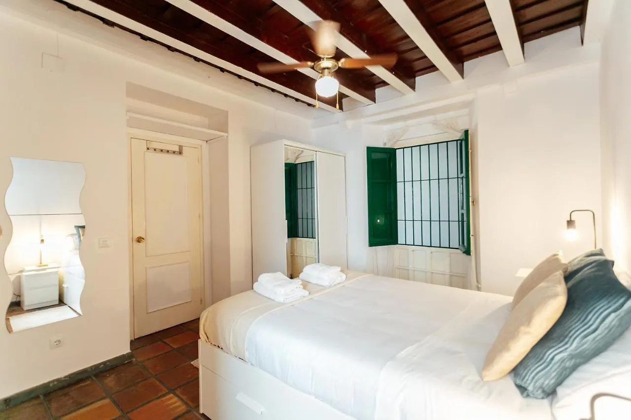 Apartment Alohamundi Alcazares Seville Spain